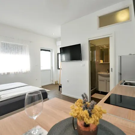 Apartman Envi Murter