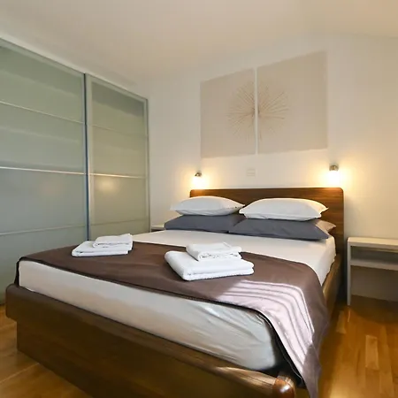 Apartman Envi Murter